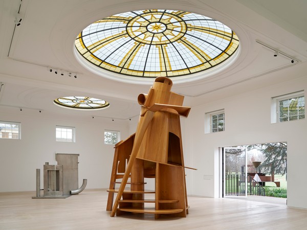 Installation view, Anthony Caro: The Inspiration of Architecture, Pitzhanger Manor & Gallery, London, March 9–September 10, 2023. Artwork © Barford Sculptures Limited. Photo: courtesty Pitzhanger Manor & Gallery