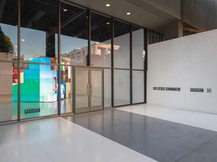Installation view with Urs Fischer, Denominator (2020–22) Artwork © Urs Fischer. Photo: Jeff McLane