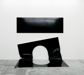 Steven Parrino: Natures Mortes Vivantes