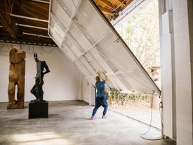 Thomas Houseago at his studio, 2016