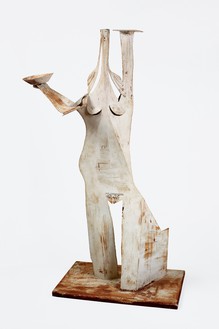 Pablo Picasso, Femme au plateau et à la sébille, 1961 Metal cutout, bent, 45 × 24 ½ × 14 inches (114.6 × 62 × 35.5 cm)© 2018 Estate of Pablo Picasso/Artist Rights Society (ARS), New York