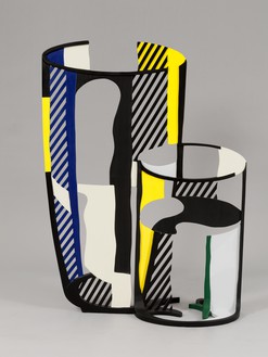 Roy Lichtenstein, Double Glass, 1979 Painted bronze, 56 × 42 × 17 inches (142.2 × 106.7 × 43.2 cm), edition of 3© Estate of Roy Lichtenstein. Photo: Rob McKeever