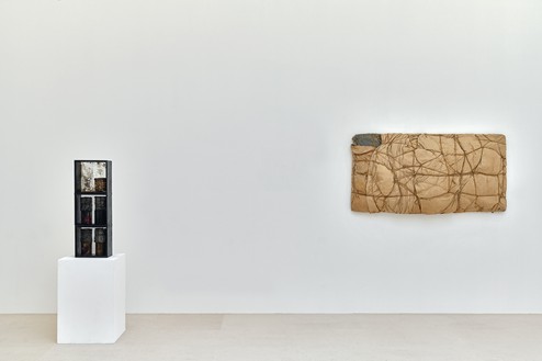 Installation view Artwork © Christo and Jeanne-Claude Foundation. Photo: Thomas Lannes