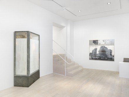 Installation view Artwork © Christo and Jeanne-Claude Foundation. Photo: Annik Wetter