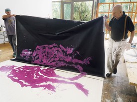 Georg Baselitz working on Madame Demoisielle weit weg von der Küste (Madame Demoiselle a long way from the coast)